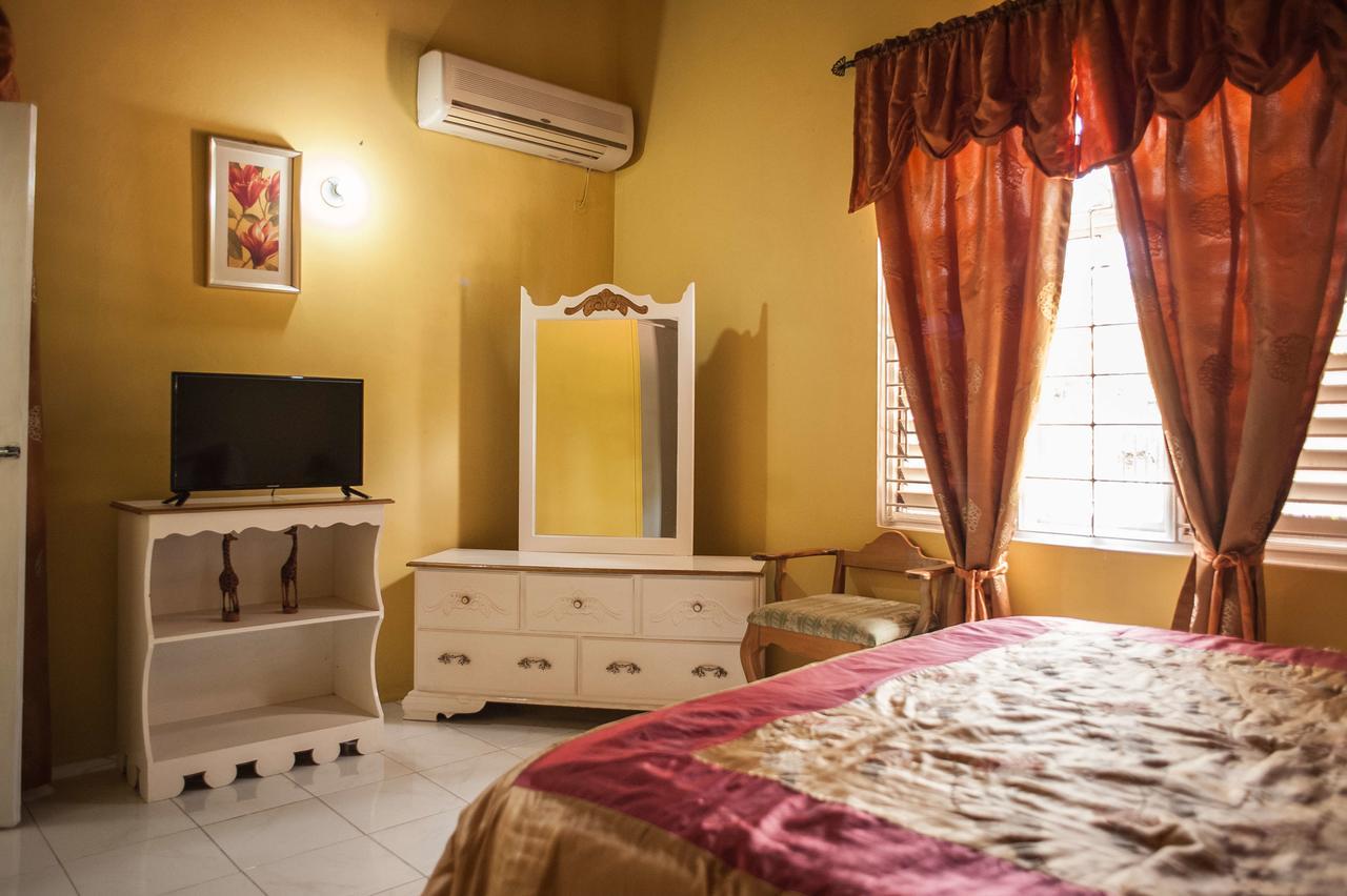 Diamond Villa Guest House Montego Bay Exteriér fotografie