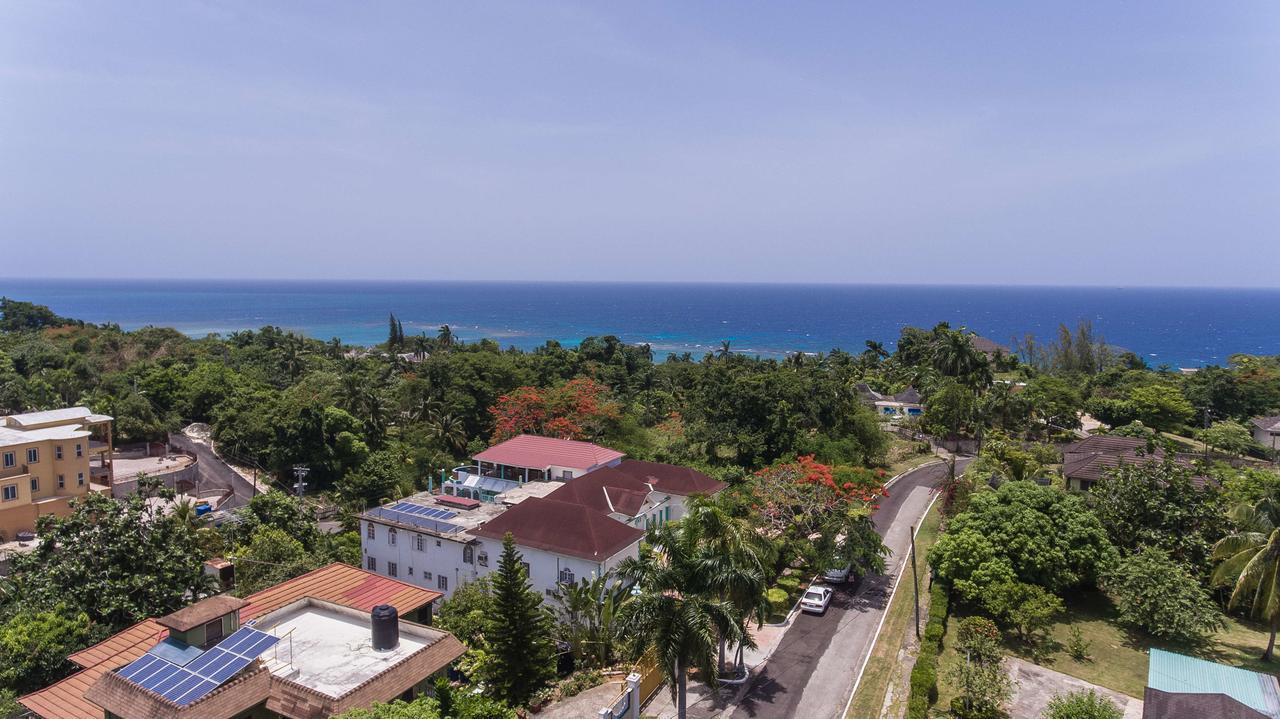 Diamond Villa Guest House Montego Bay Exteriér fotografie