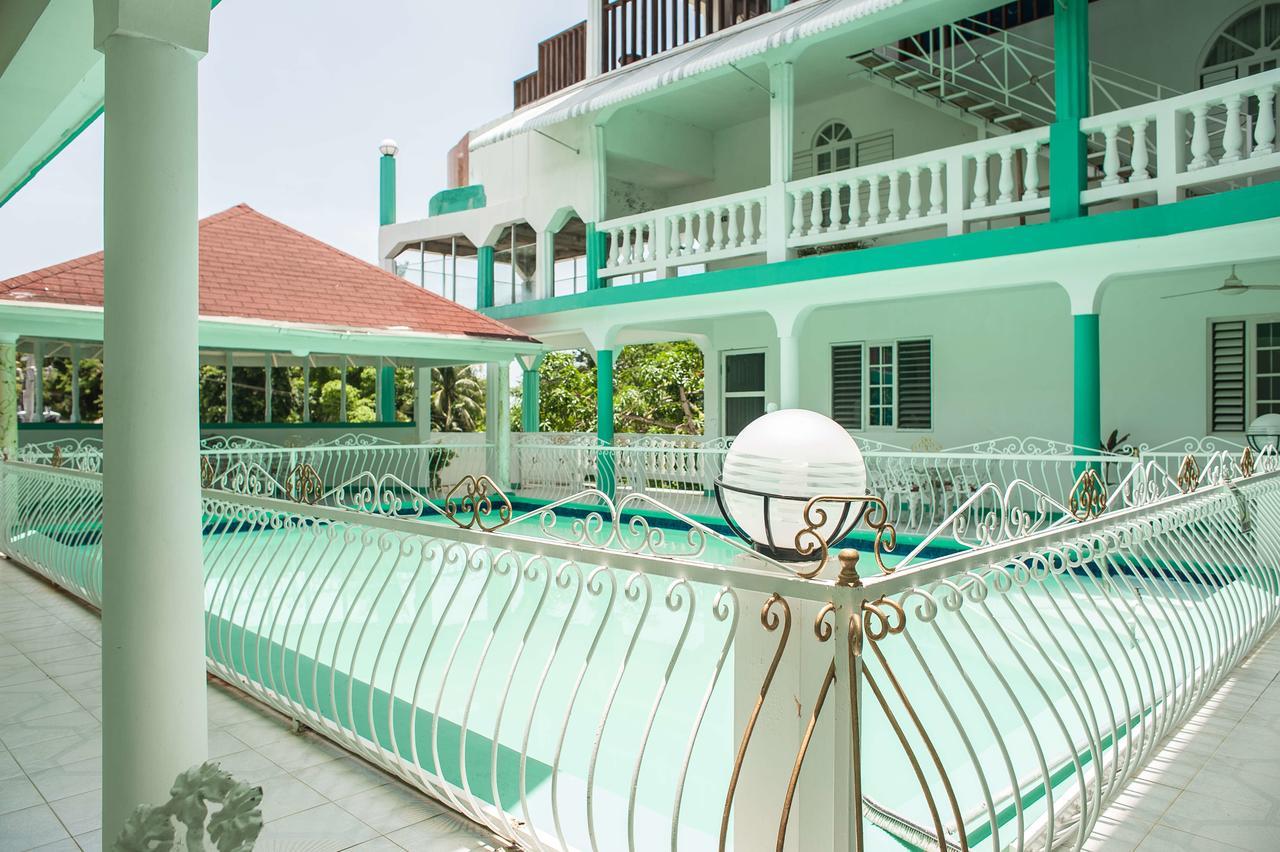 Diamond Villa Guest House Montego Bay Exteriér fotografie
