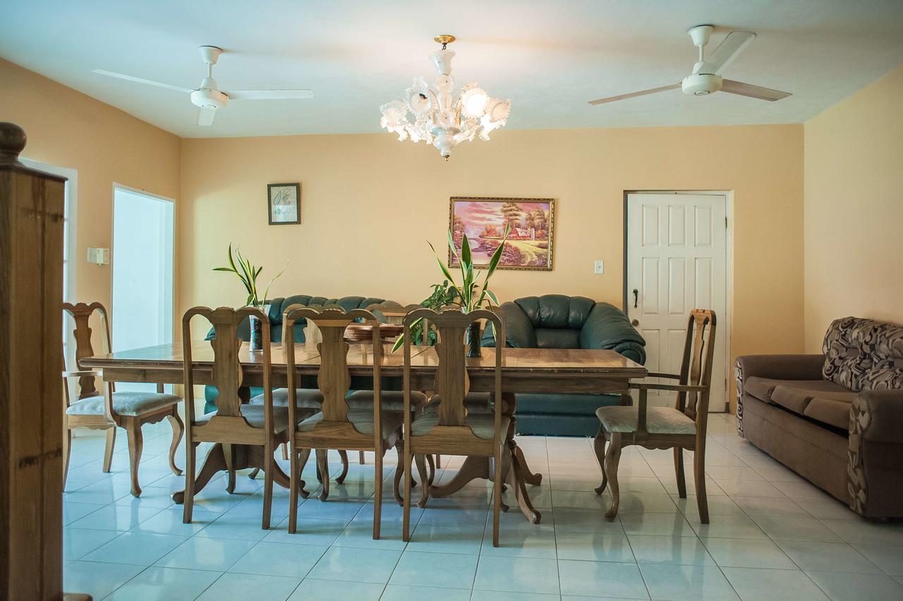 Diamond Villa Guest House Montego Bay Exteriér fotografie