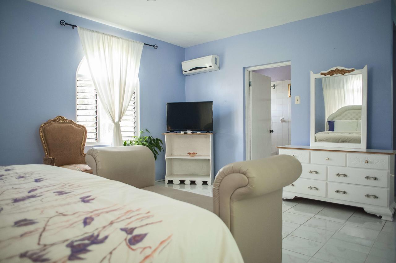 Diamond Villa Guest House Montego Bay Exteriér fotografie