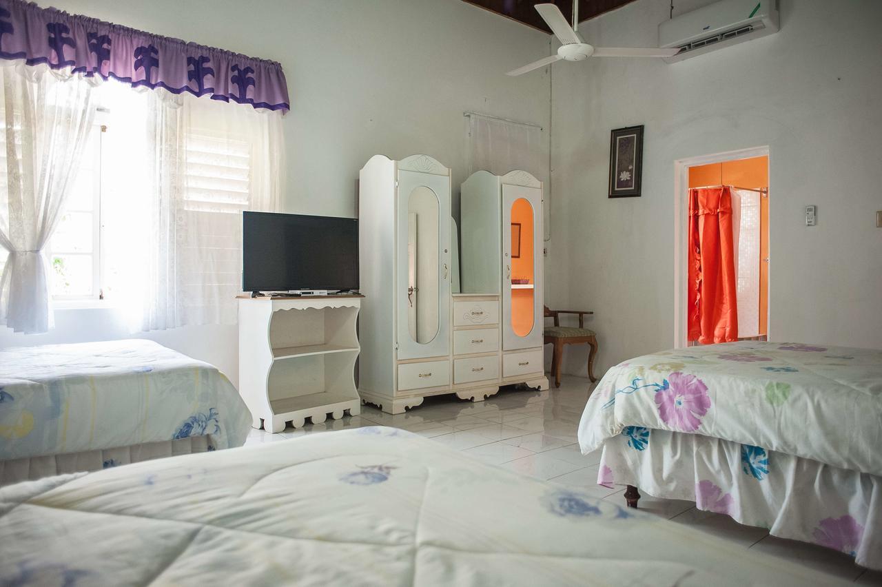 Diamond Villa Guest House Montego Bay Exteriér fotografie